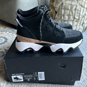 Sorel Kinetic Boots